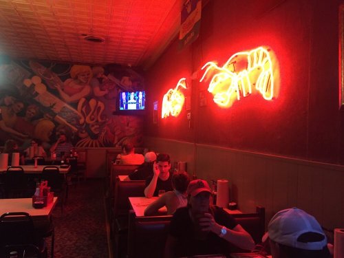 alt