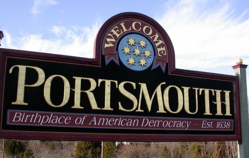 Welcome sign for Portsmouth, birthplace of American democracy, established 1638.