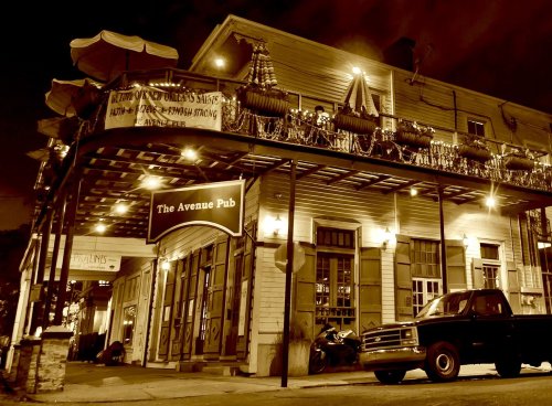 alt