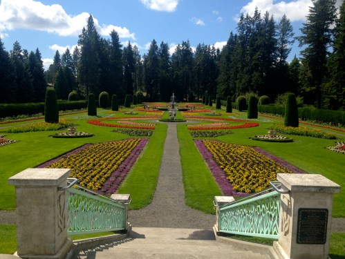 11 Best Gardens In Washington State To Visit This Spring