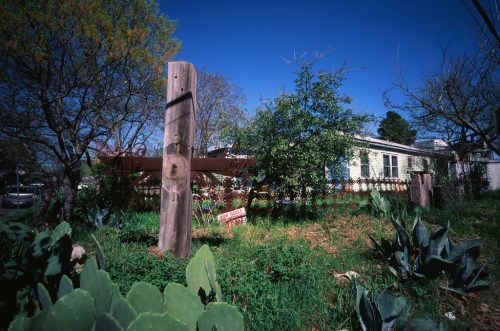 alt