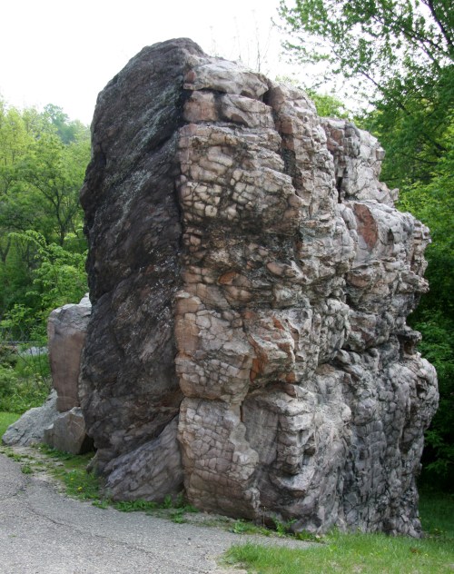 alt