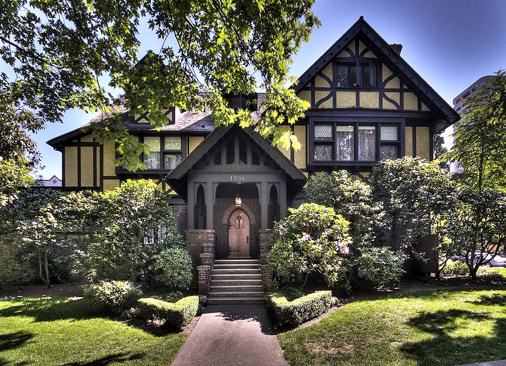 You’ll Want To Visit These 8 Houses In Washington For Their Incredible ...