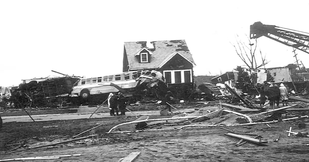 A Terrifying, Deadly Storm Struck Illinois In 1967… And No One Saw It ...