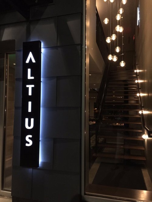 alt