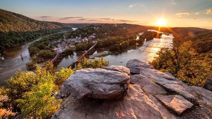 This Charming Town In West Virginia Is Perfect For A Summer Day Trip