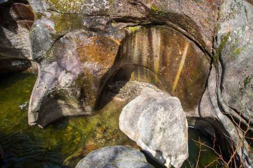 Sculptured Rocks Natural Area In NH Is An Emerald Canyon