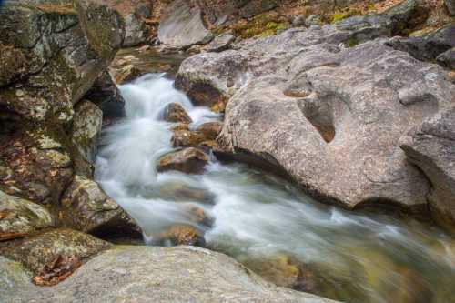 Sculptured Rocks Natural Area In NH Is An Emerald Canyon