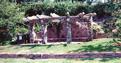 alt