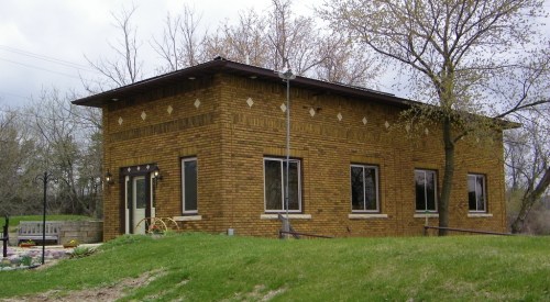 alt