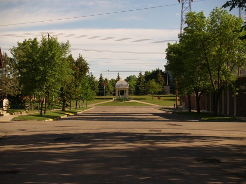 alt