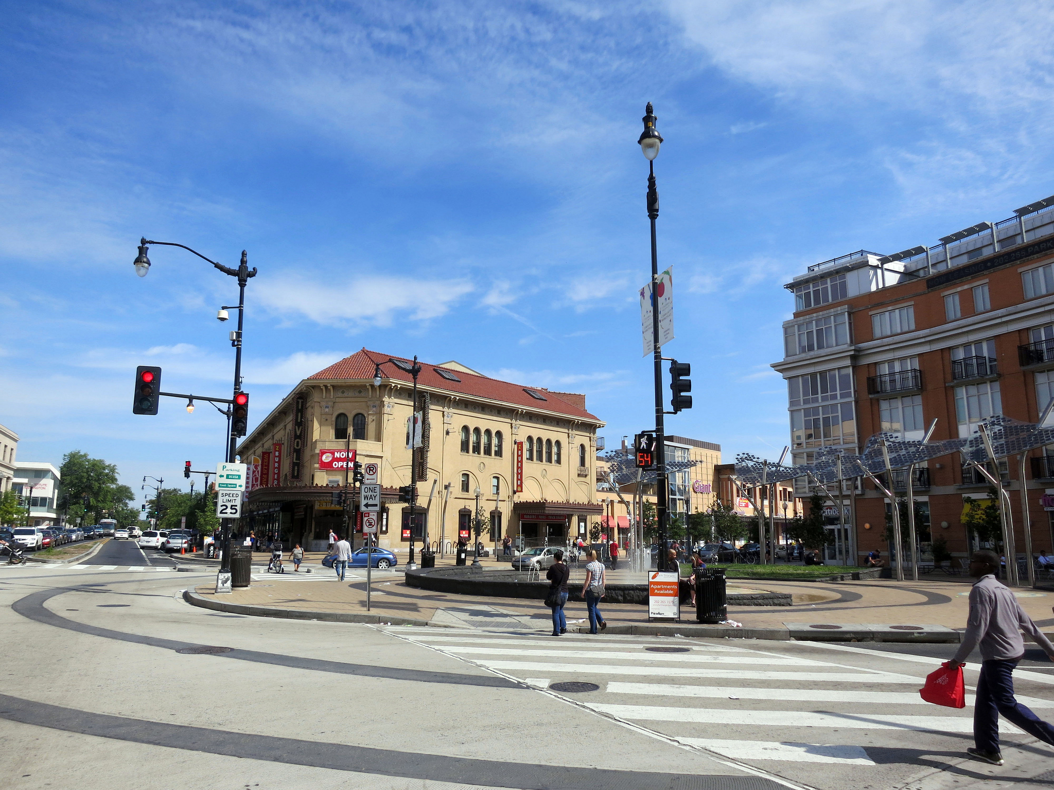 Here are The 7 Most Dangerous Neighborhoods In DC, image size:2048x1536