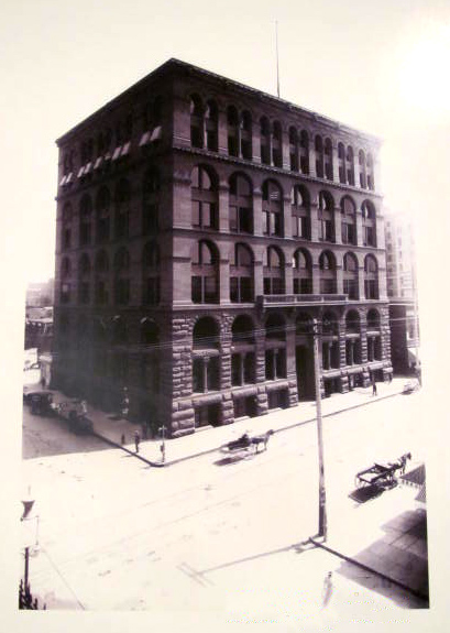 alt
