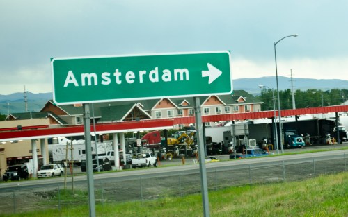 alt