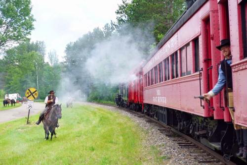 Day Trips In Wisconsin: Scenic Train Trips