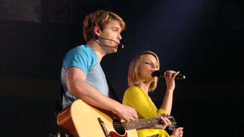 alt