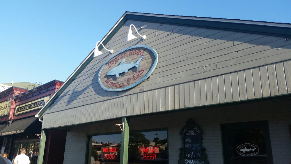 Dogfish Head Brewpub - Coastal Cool With A Splash Of Quirk