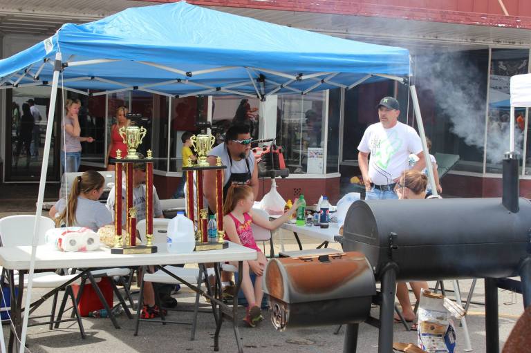 Smoky Skies and Slow-Cooked Flavor in Mt. Carmel