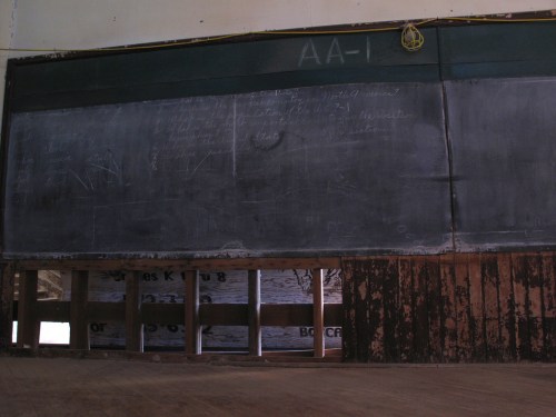 alt