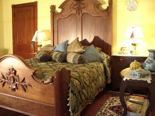 alt