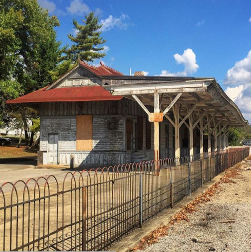 alt