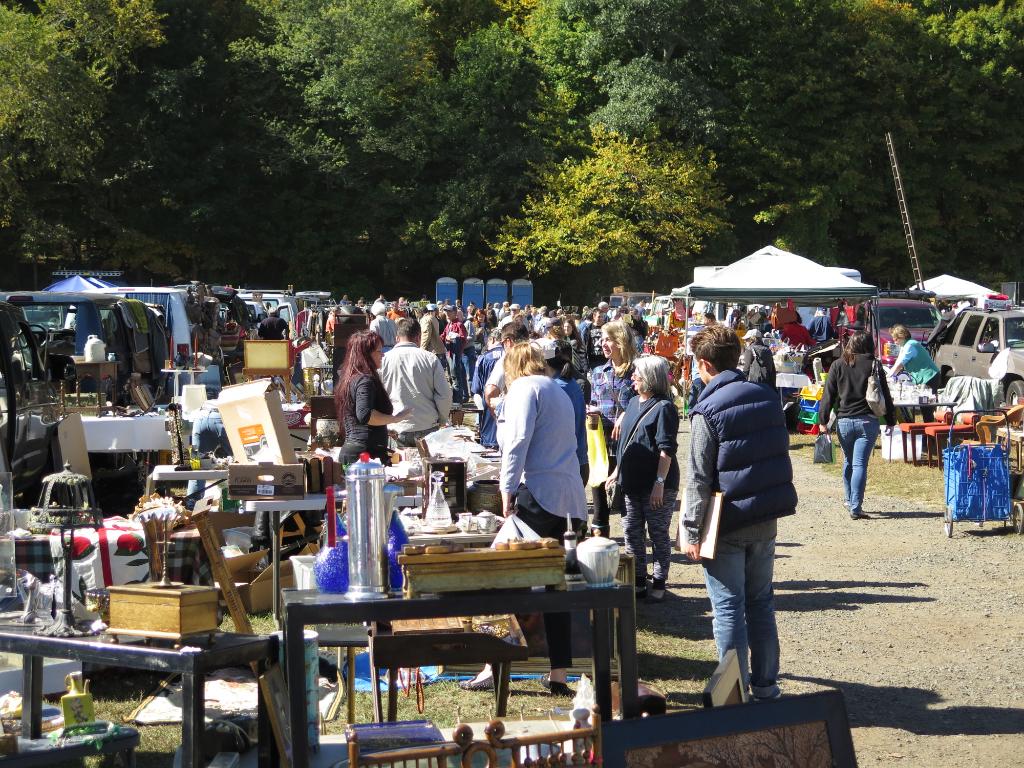 Sitemapcdatahttpswwwkedriinfoelephant Trunk Flea Market 2022 Schedulenull