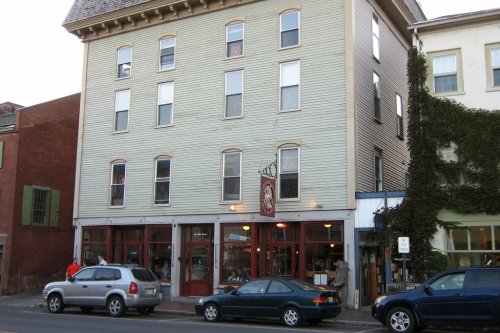 alt
