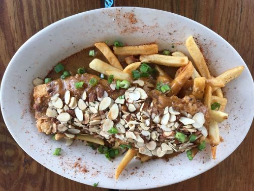 Where To Eat: Rivershack Tavern In Louisiana