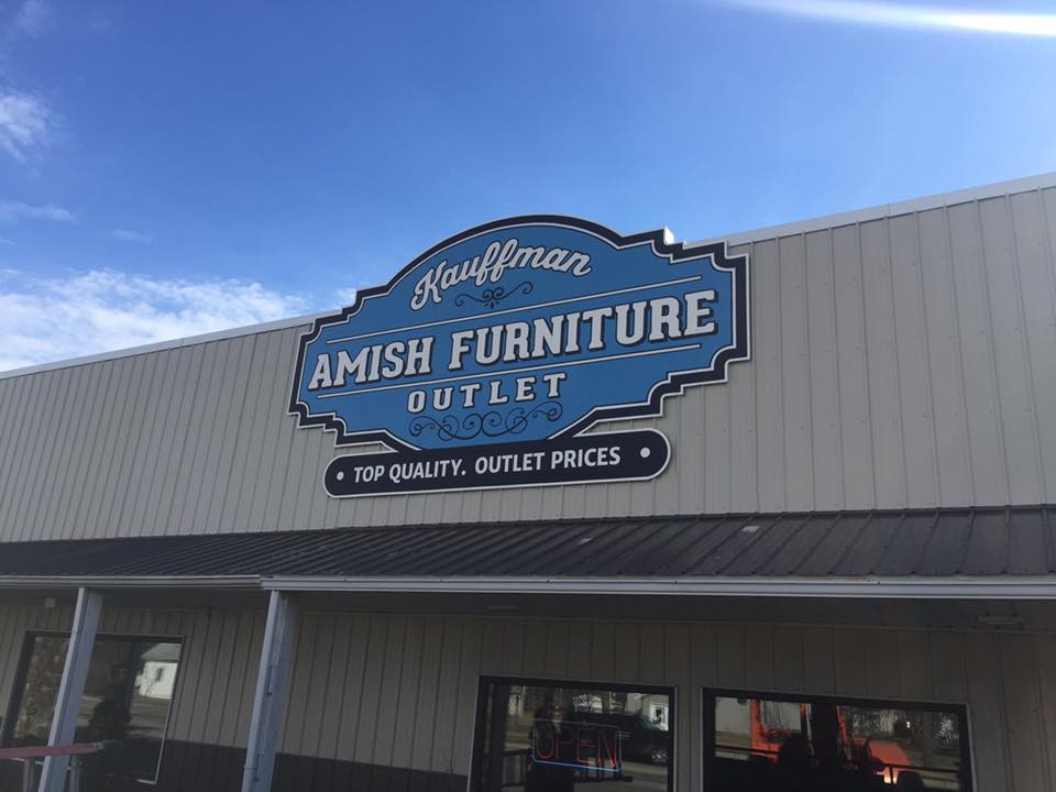 Kauffman Amish Furniture Outlet In Illinois Is The Largest Furniture Store