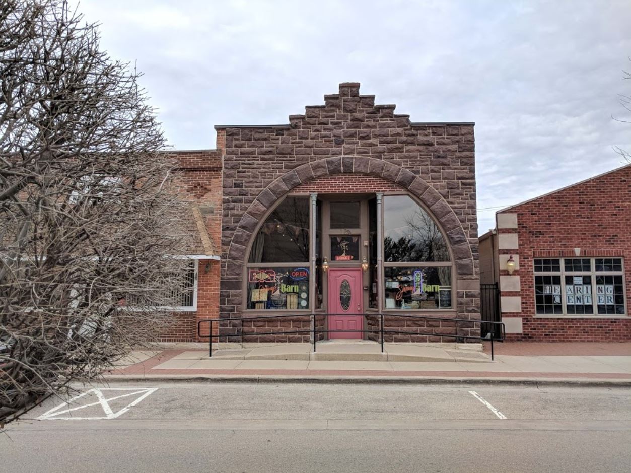 Don’t Let The Outside Fool You, This Seafood Restaurant In Illinois Is ...