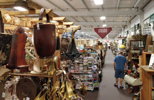 alt