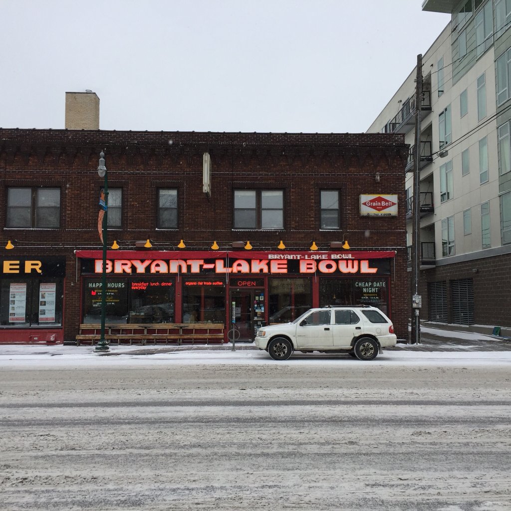 This Quirky Minnesota Bowling Alley Is A Retro Blast From The Past