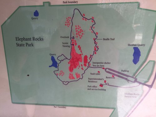 Map of Elephant Rocks State Park showing trails, facilities, and points of interest like the overlook and restroom.