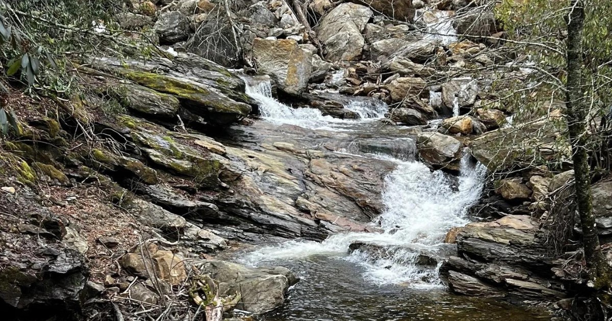 North Carolina’s Most Refreshing Hike Will Lead You Straight To A ...