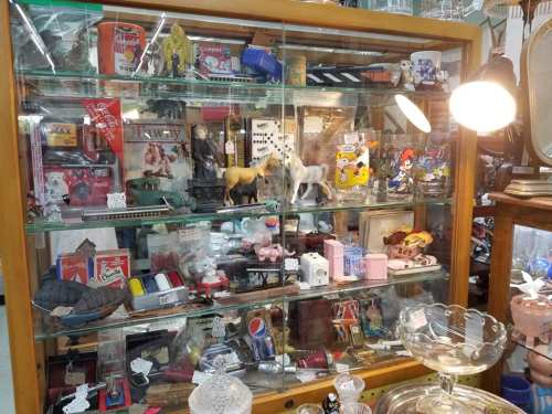 alt