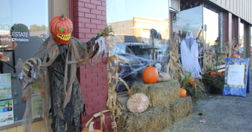 Ghost and ghoul street decorations in St. Helens, Oregon.