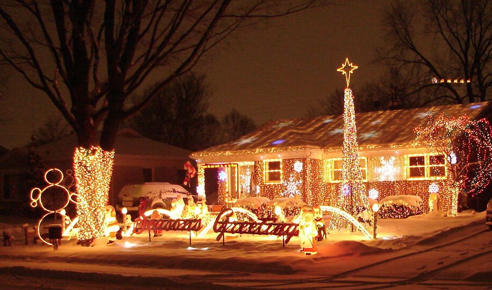 マリモ❗️リリパット341☆ CHRISTMAS LIGHTS AT THE See One Of The Best Christmas Light Displays Near Detroit