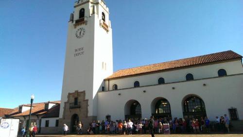 alt