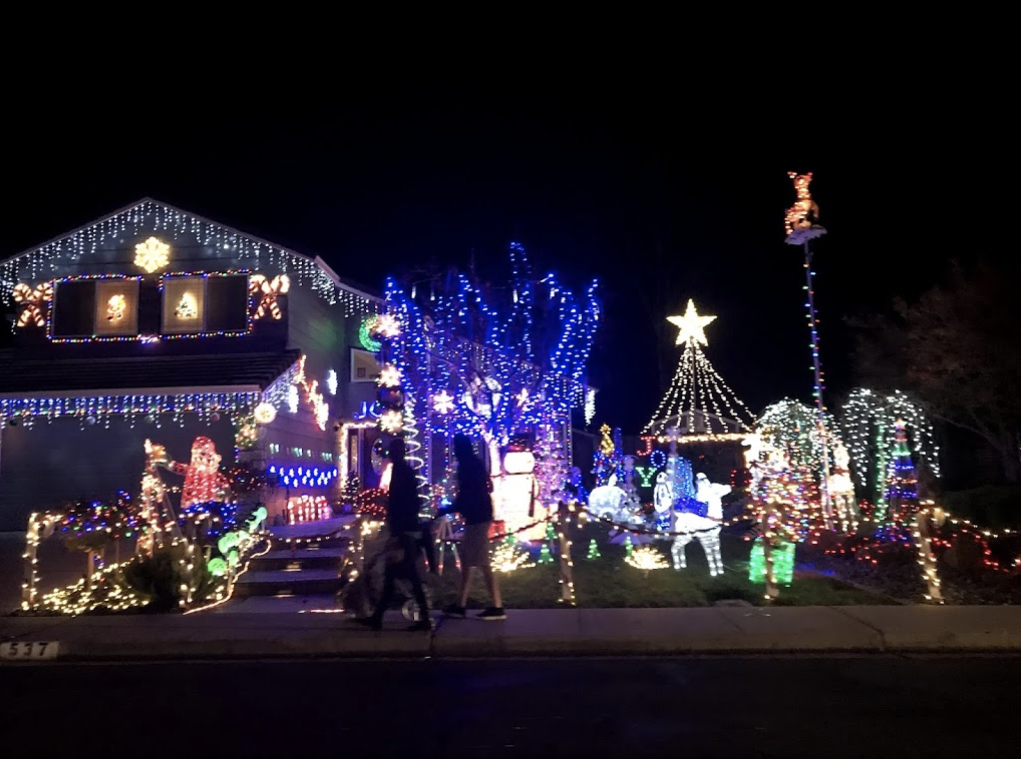 Candy Cane & Lollipop Lanes: Drive-Thru Holiday Lights In NorCal