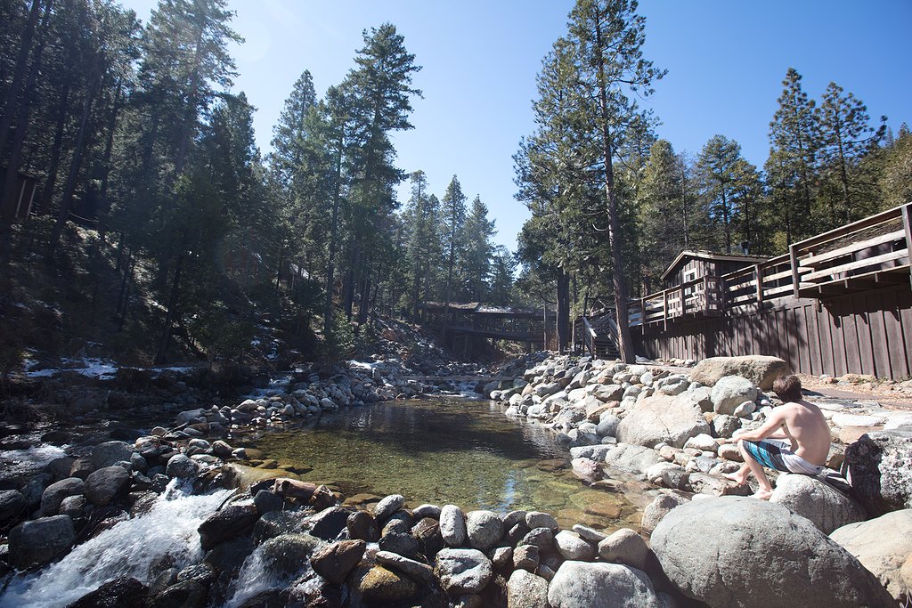 Stewart Mineral Springs Resort Private Waterfalls, Creek, Firepit, Hot
