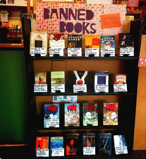 Display of banned books with titles and descriptions, promoting a Banned Books event from September 21st to 27th.