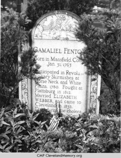 Gravestone of Gamaliel Fenton, detailing his birth, military service, and marriage to Elizabeth Webber.