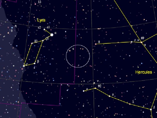 Star map showing the constellations Lyra and Hercules, with labeled stars and a circular area in the center.