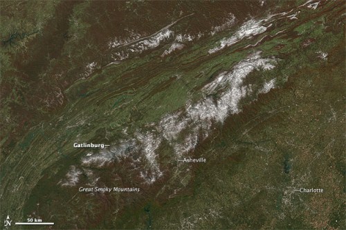 Satellite image of the Great Smoky Mountains, highlighting Gatlinburg, Asheville, and Charlotte in North Carolina.