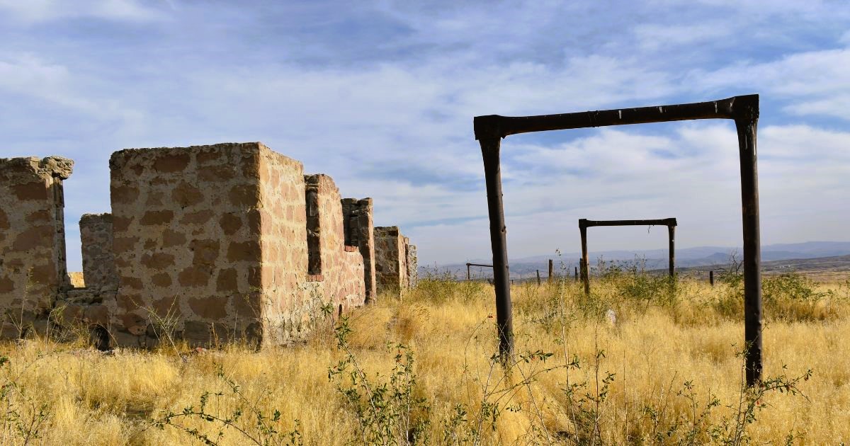 The Chilling Tale of Gebo Is One of Wyoming’s Spookiest Ghost Stories
