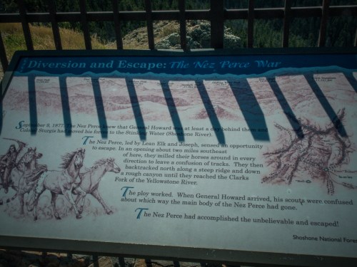 Sign about the Nez Perce War detailing General Howard's pursuit and the escape of the Nez Perce tribe.