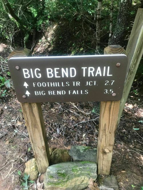 Sign for Big Bend Trail, indicating directions to Foothills Trail Junction (2.7 miles) and Big Bend Falls (3.5 miles).