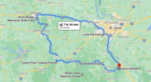 Map showing a road trip route from St. Louis to Cave Vineyard, with stops at various parks and landmarks. Total time: 7h 54m.