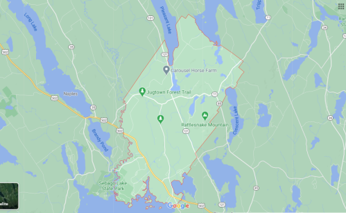 Map showing the area around Carousel Horse Farm, including nearby trails and Sebago Lake State Park.