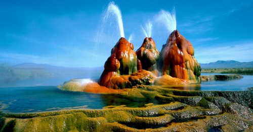 the fly geysir, a colorful natural wonder in washoe county nevada